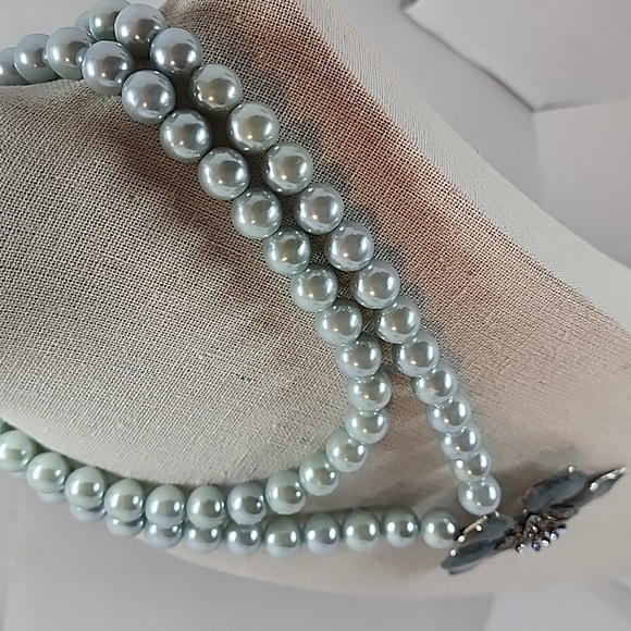 Vintage Tiffany Blue Teal Green Double Strand ๐ Faux Pearl Pendant Necklace - Picture 5 of 8